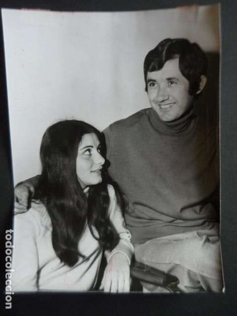 Photos of Singers: VALEN CANTANTE ANTIGUA FOTOGRAFIA ORIGINAL 18 X 24 CM