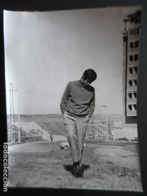 Photos of Singers: VALEN CANTANTE ANTIGUA FOTOGRAFIA ORIGINAL 18 X 24 CM