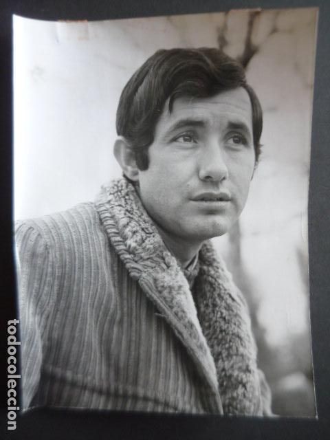 Photos of Singers: VALEN CANTANTE ANTIGUA FOTOGRAFIA ORIGINAL 18 X 24 CM