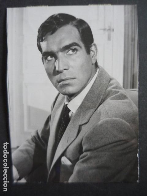 Photos of Singers: MANUEL BARRIO CANTANTE Y BAILARIN ANTIGUA FOTOGRAFIA ORIGINAL 10 X 14 CM