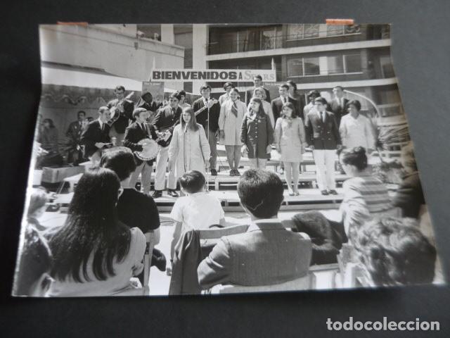 Photos of Singers: VIVA LA GENTE CONJUNTO MUSICAL ANTIGUA FOTOGRAFIA ORIGINAL 18 X 24 CM