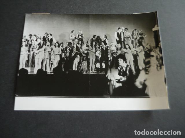 Photos of Singers: VIVA LA GENTE CONJUNTO MUSICAL ANTIGUA FOTOGRAFIA ORIGINAL 18 X 12 CM