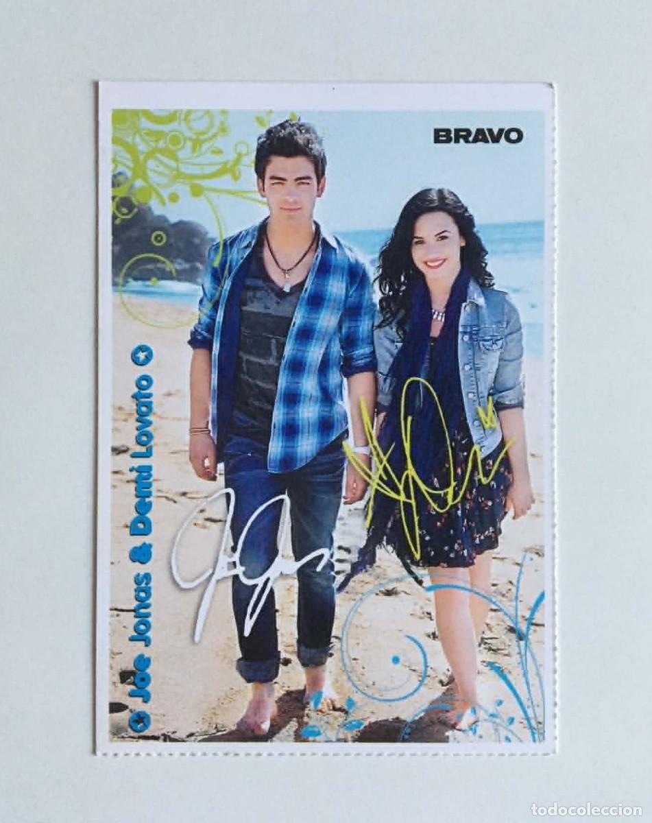 Fotos de Cantantes: Joe Jonas & Demi Lovato / Das Haus Anubis Collectible Card BRAVO Germany 2010