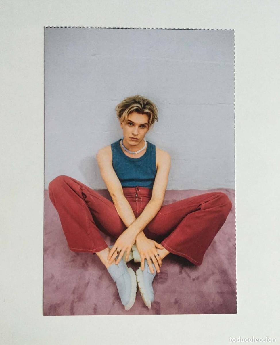 Fotos de Cantantes: Louis Albi (Star Academy) - Original Dream&rsquo;up Magazine France Collectible Card 2024 Music