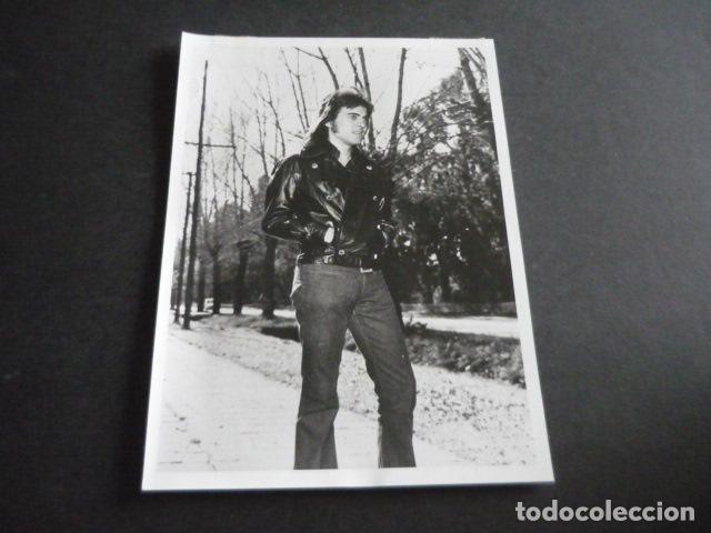 Photos of Singers: JUAN EDUARDO CANTANTE ANTIGUA FOTOGRAFIA ORIGINAL 13 X 18 CM