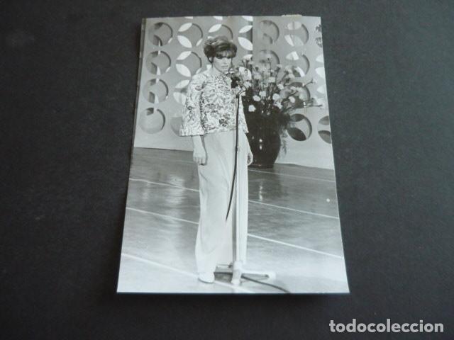 Photos of Singers: ORNELIA VANONI CANTANTE ANTIGUA FOTOGRAFIA ORIGINAL 18 X 12 CM