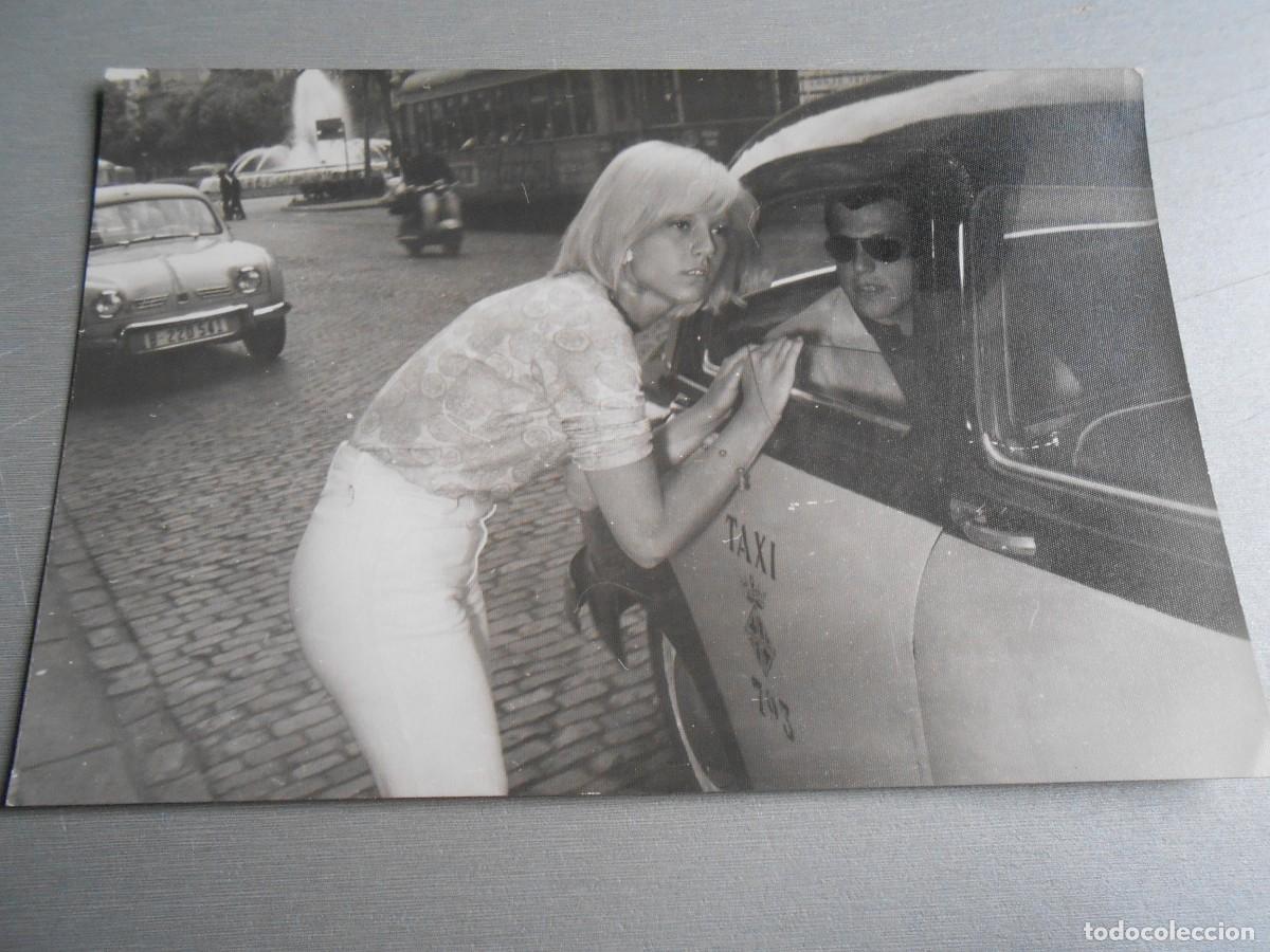 Fotos de Cantantes: FOTO de - SYLVIE VARTAN - de 17,5 x 12 cms.