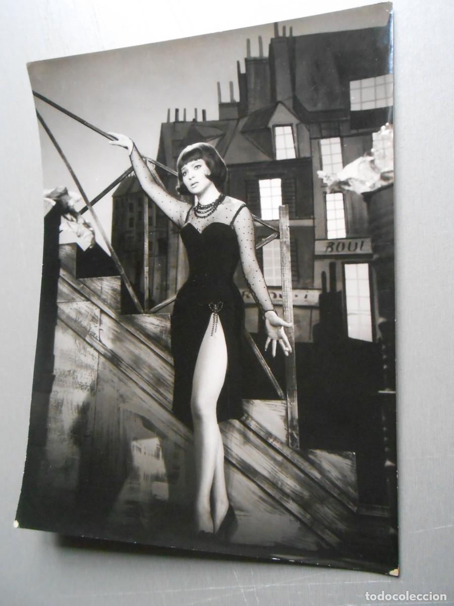 Fotos de Cantantes: FOTO de - SARA MONTIEL - de 18 x 24 cms.
