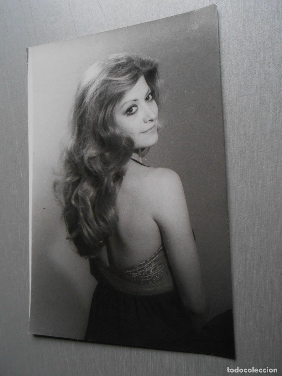 Fotos de Cantantes: FOTO de - CONCHITA BAUTISTA - de 12 x 17,5 cms.