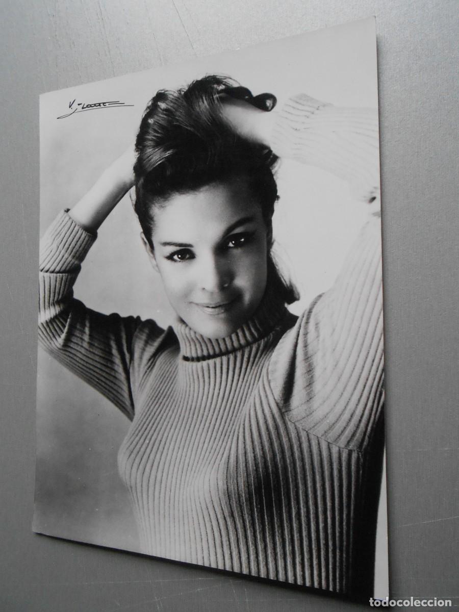 Fotos de Cantantes: FOTO de - CARMEN SEVILLA - de 18 x 24 cms.