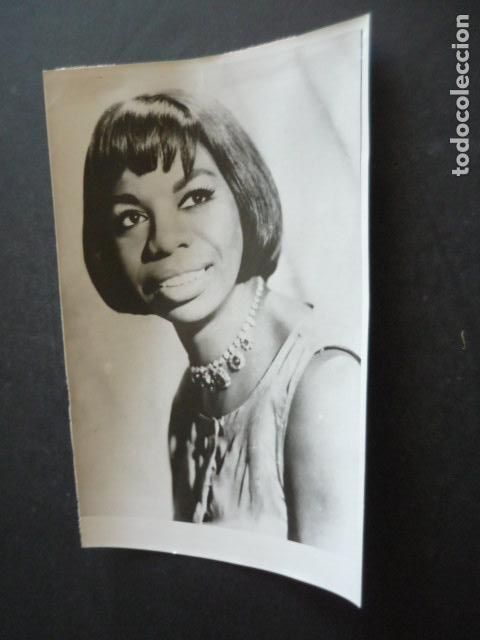 Photos of Singers: NINA SIMONE CANTANTE JAZZ ANTIGUA FOTOGRAFIA ORIGINAL 18 X 12 CM