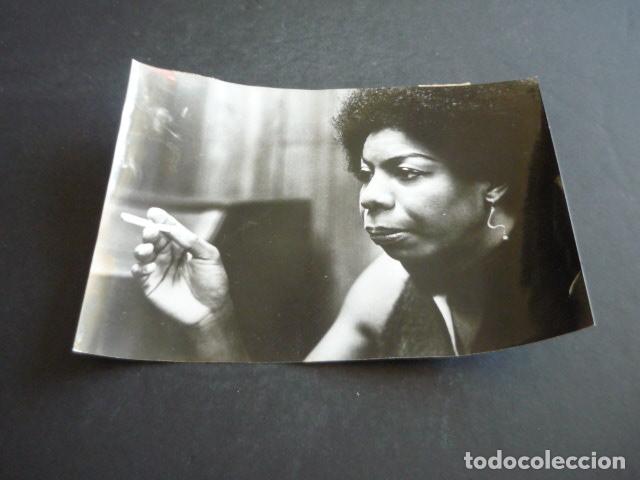 Foto di Cantanti: NINA SIMONE CANTANTE JAZZ ANTIGUA FOTOGRAFIA ORIGINAL 12 X 18 CM