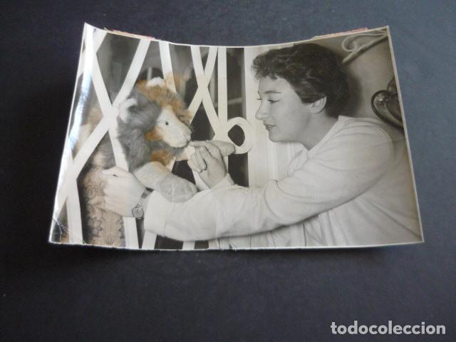 Fotos von Musikern: ELIA Y PALOMA FLETA CANTANTES ANTIGUA FOTOGRAFIA ORIGINAL 13 X 18 CM