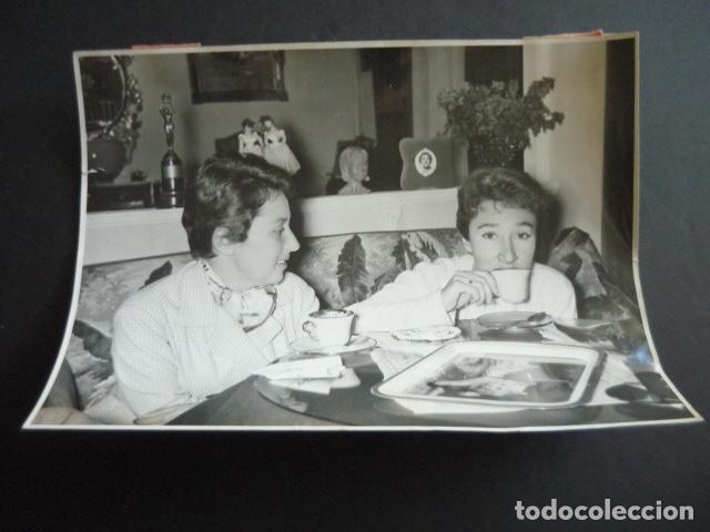 Fotos von Musikern: ELIA Y PALOMA FLETA CANTANTES ANTIGUA FOTOGRAFIA ORIGINAL 24 X 18 CM