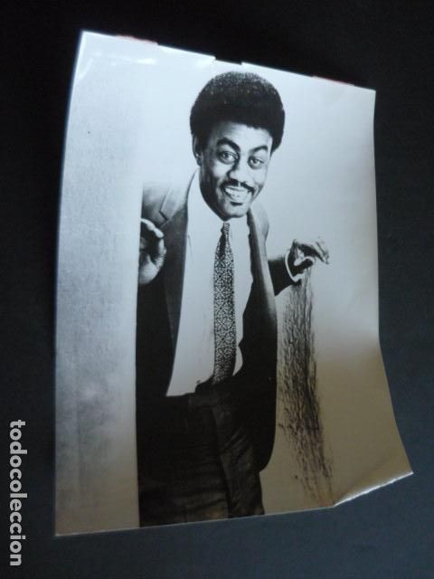 Fotos de cantantes: JOHNNY TAYLOR CANTANTE ANTIGUA FOTOGRAFIA ORIGINAL 24 X 18 CM