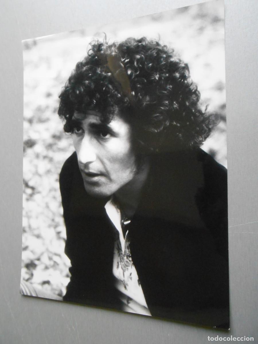 Fotos de Cantantes: FOTO de - MIGUEL RIOS -, de 18 x 24 cms.