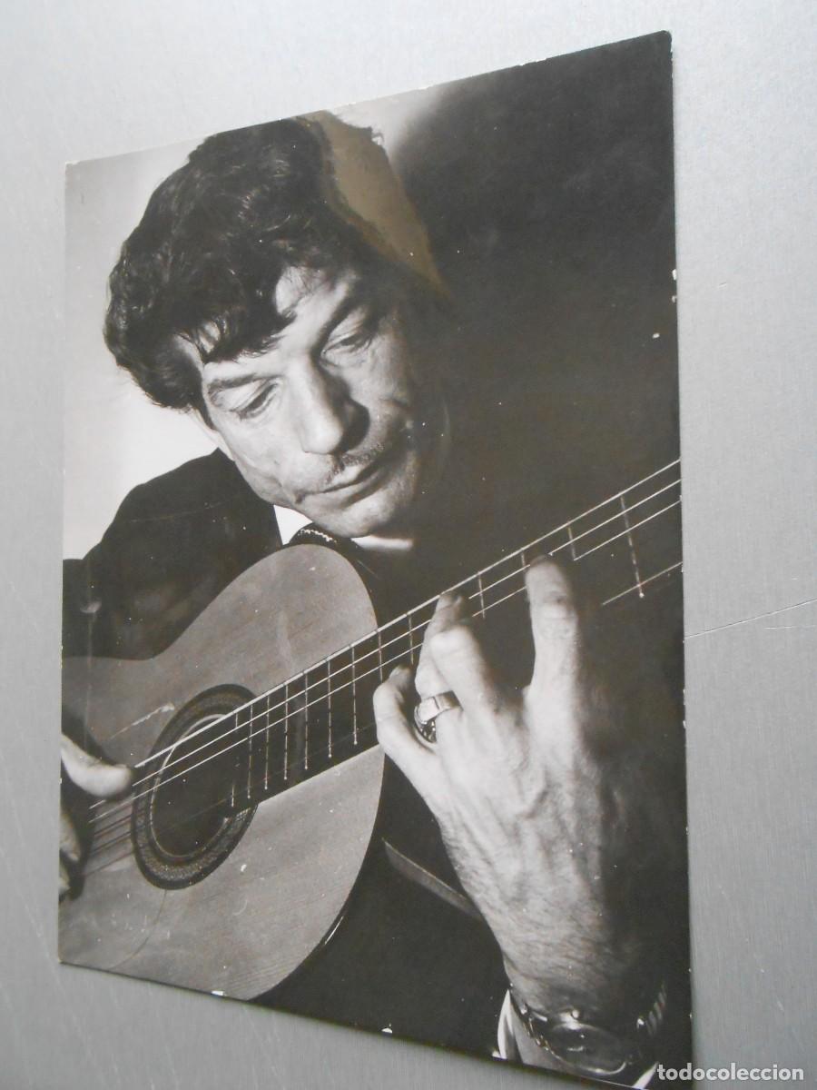 Photos of Singers: FOTO de - MANITAS de PLATA -, de 17 x 22,5 cms.