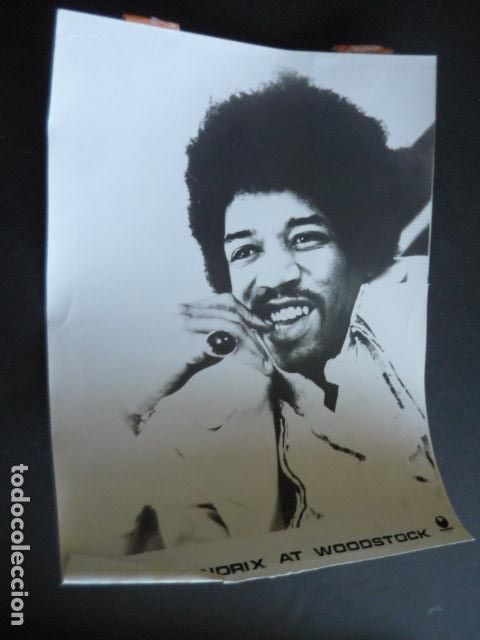Fotos de Cantantes: JIMI HENDRIX CANTANTE EN WOODSTOCK ANTIGUA FOTOGRAFIA ORIGINAL 19 X 25 CM