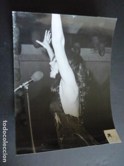 Fotos de Cantores: GRAZALEMA CANTANTE ANTIGUA FOTOGRAFIA ORIGINAL 24 X 18 CM