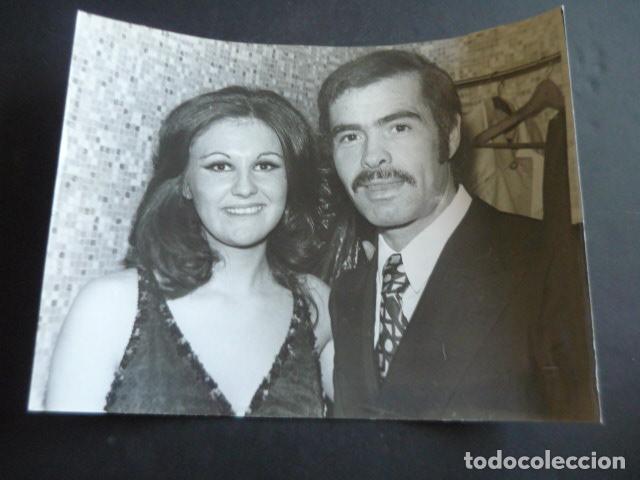 Fotos de Cantantes: GRAZALEMA CANTANTE CON EL ACTOR ANGEL ARANDA ANTIGUA FOTOGRAFIA ORIGINAL 24 X 18 CM