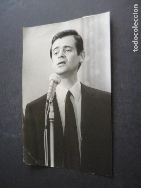 Foto di Cantanti: SERGIO ENDRIGO CANTANTE ANTIGUA FOTOGRAFIA 12 X 18 CM