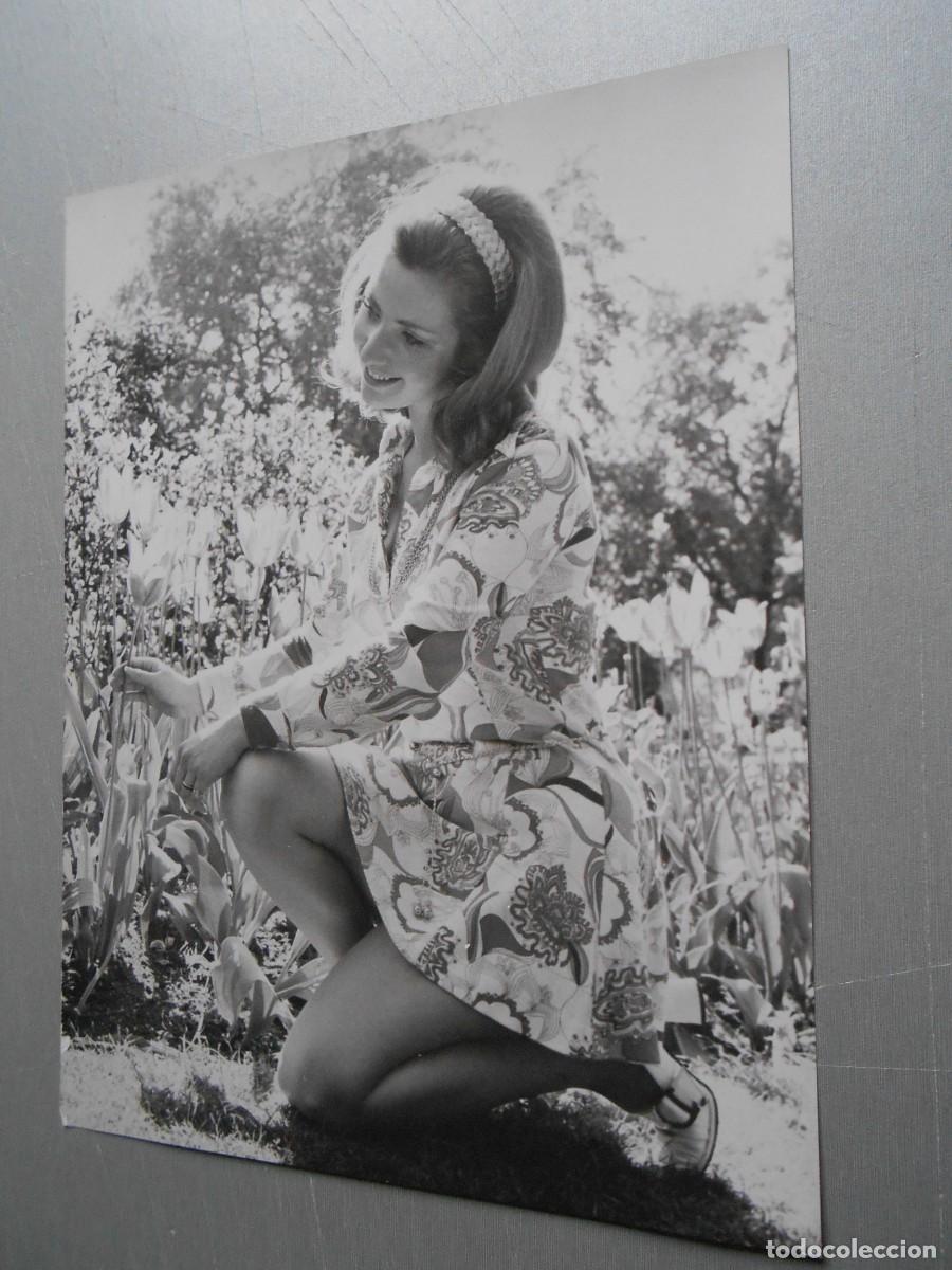 Photos of Singers: FOTO de - ANDEE SILVER -, de 18 x 24 cms.