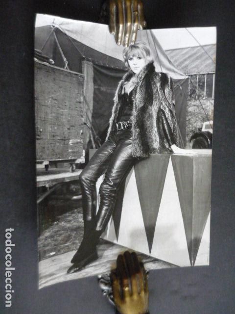Fotos de Cantantes: MARIANNE FAITHFULL CANTANTE ANTIGUA FOTOGRAFIA 15 X 20 CM