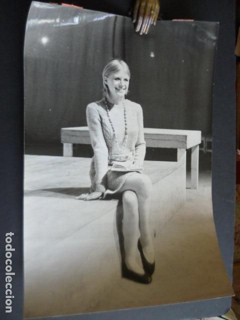 Fotos de Cantantes: MARIANNE FAITHFULL CANTANTE ANTIGUA FOTOGRAFIA 32 X 22 CM