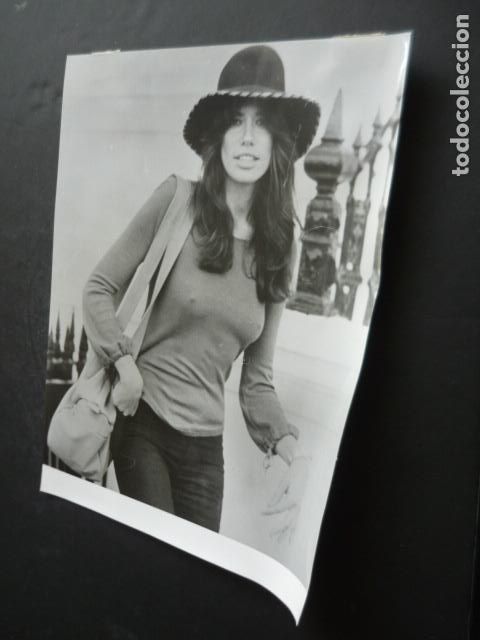 Fotos de Cantores: CARLY SIMON CANTANTE ANTIGUA FOTOGRAFIA ORIGINAL 18 X 24 CM