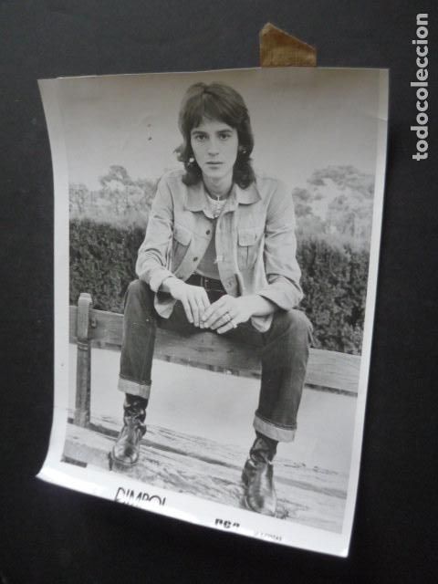 Fotos von Musikern: DIMPOL CANTANTE ANTIGUA FOTOGRAFIA ORIGINAL 24 X 18 CM