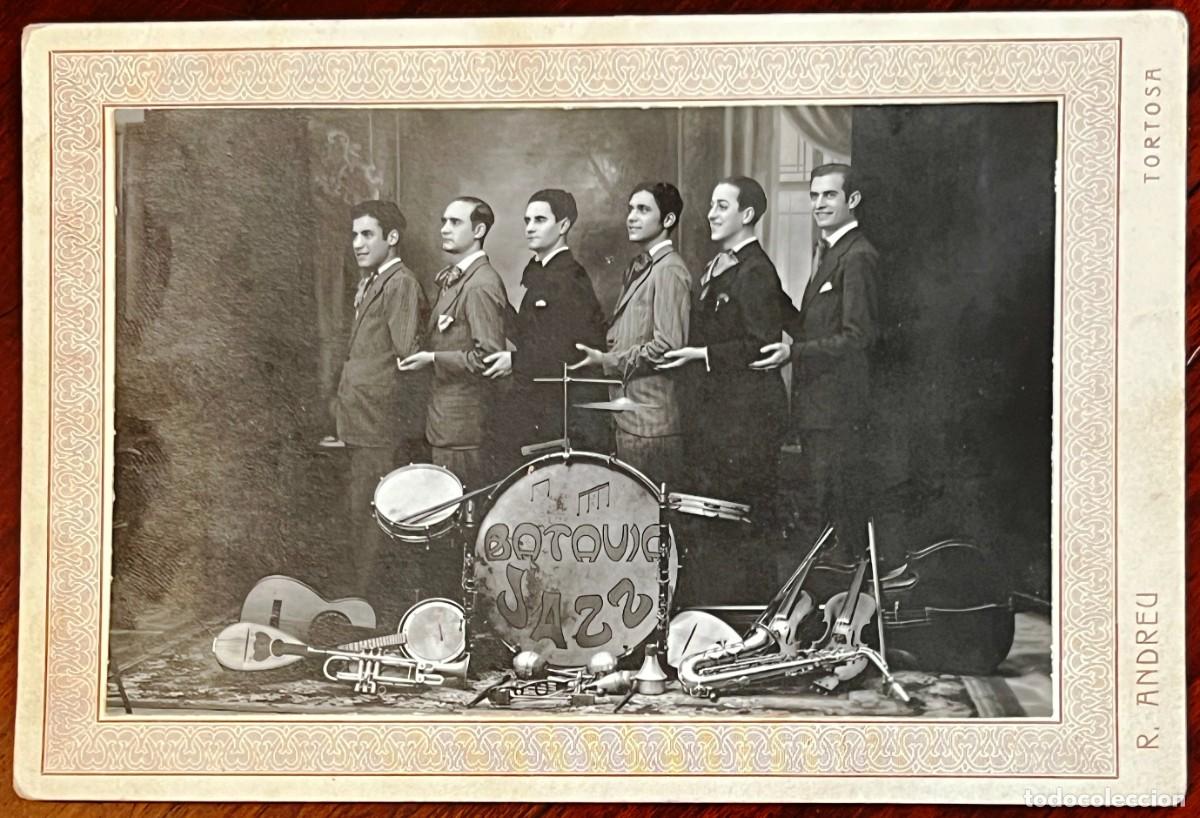 Fotos de Cantantes: FOTOGRAFIA DE LA BANDA BATAVIA JAZZ DE TORTOSA (TARRAGONA)(( REALIZADA POR EL FOTOGRAFO R. ANDREU D