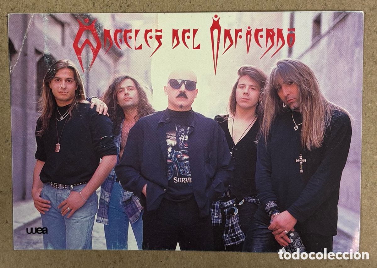 Photos de Chanteurs et Chanteuses: &Aacute;NGELES DEL INFIERNO. FOTOGRAF&Iacute;A PROMOCIONAL WEA (1993). DISCOGRAF&Iacute;A AL DORSO.