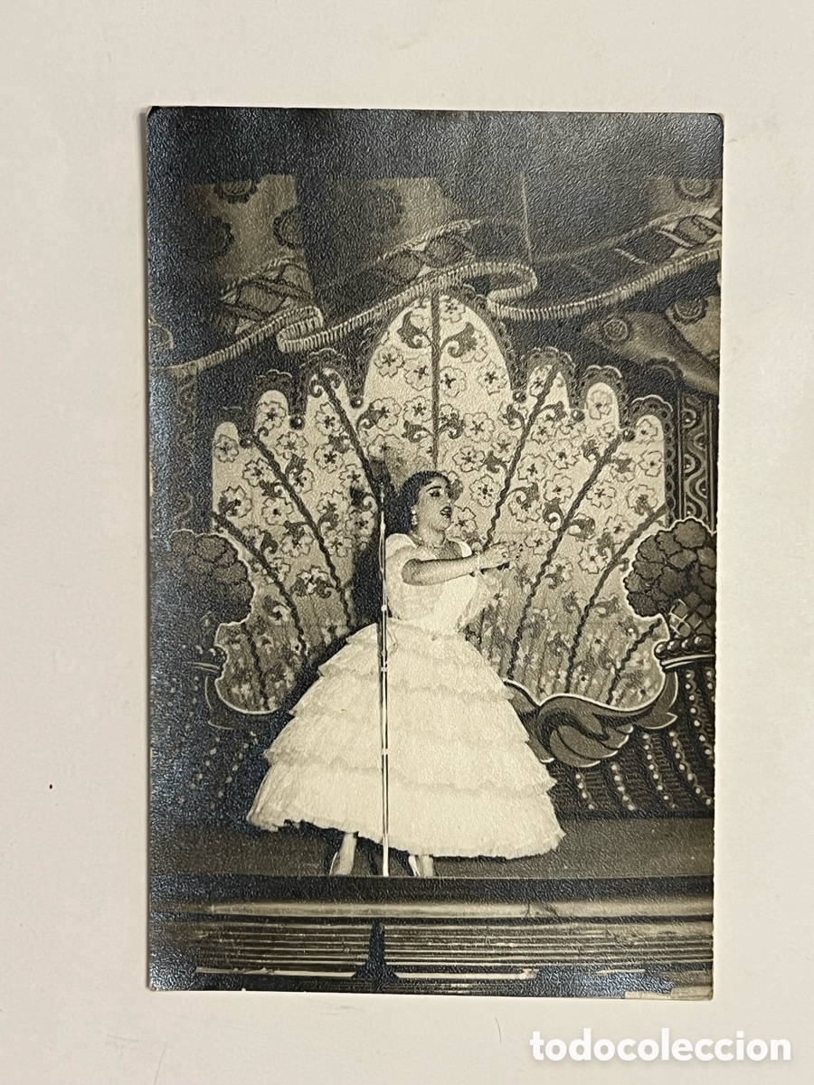 Photos of Singers: C&Aacute;NDIDA PEREZ. Estrella de la canci&oacute;n espa&ntilde;ola y flamenca.. (h.1960?) Fotograf&iacute;a Medidas: 14 x 9