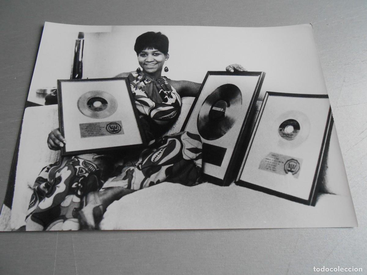 Fotos de Cantantes: FOTO de - ARETHA FRANKLIN - de 24 x 18 cms