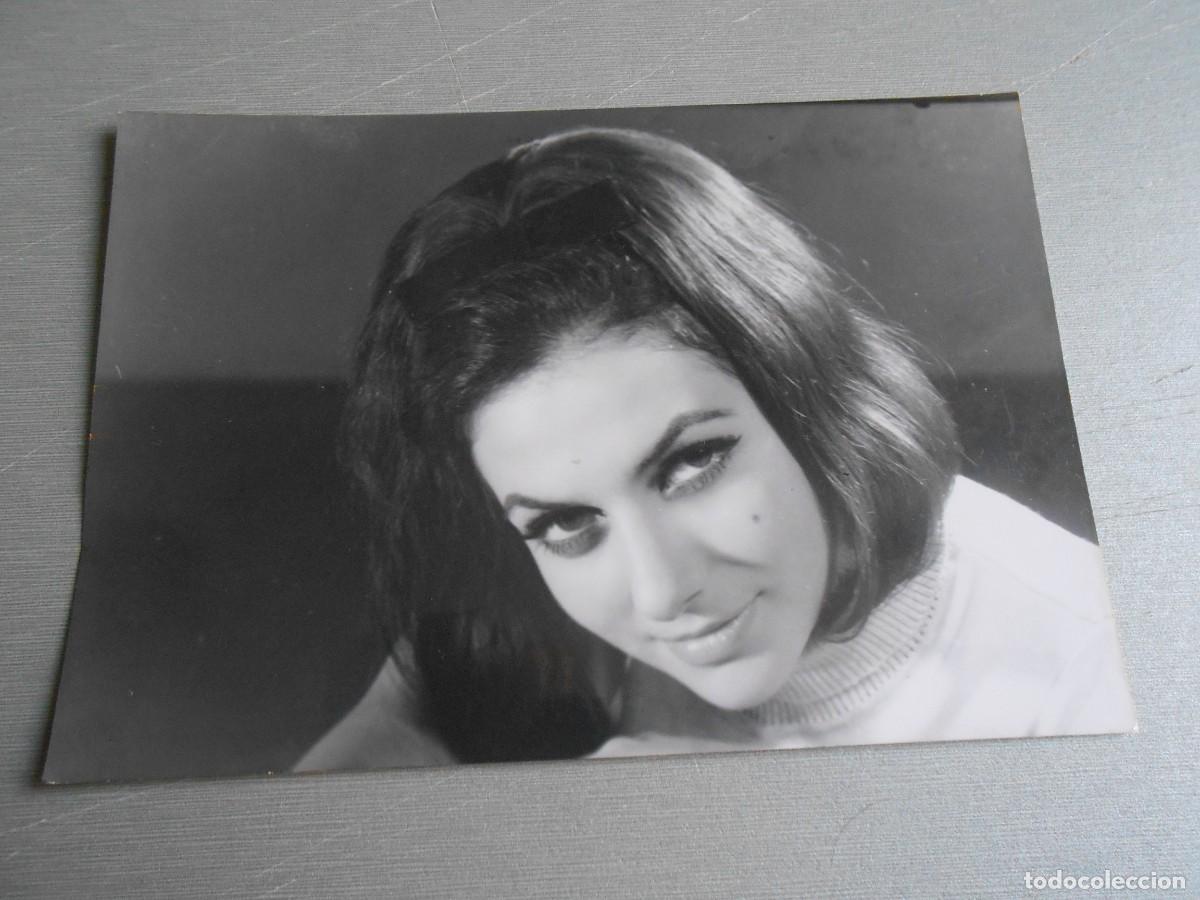 Fotos de Cantantes: FOTO de - SILVANA VELASCO - de 13 x 9 cms