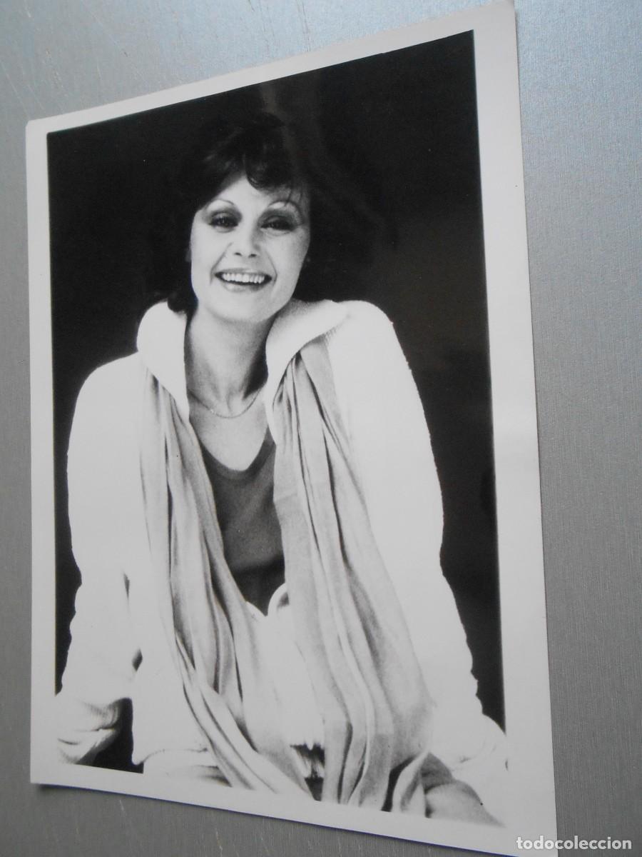 Fotos de Cantantes: FOTO de - ROCIO DURCAL - de 18 x 24 cms
