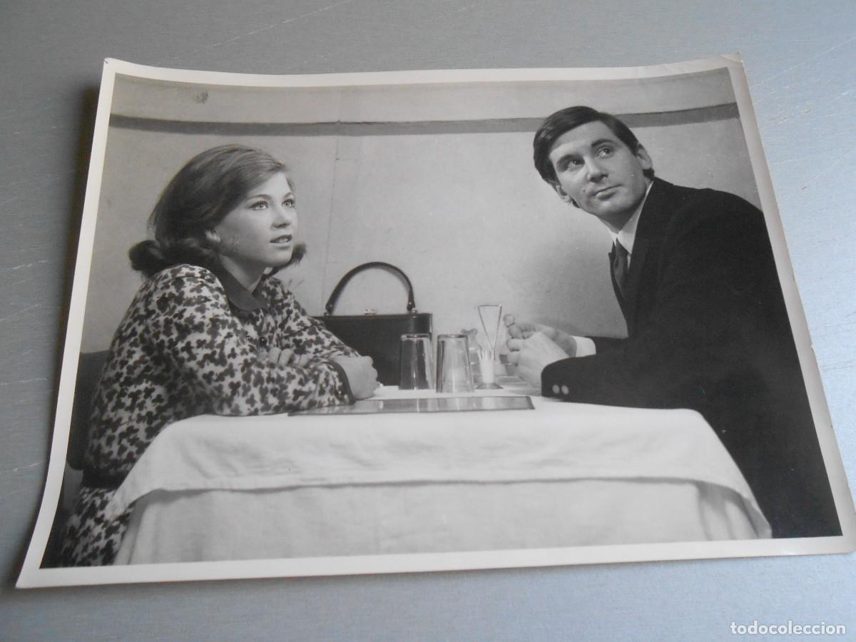 Fotos de Cantantes: FOTO de - MARIA JOSE GOYANES y MOCHI - de 24 x 18 cms