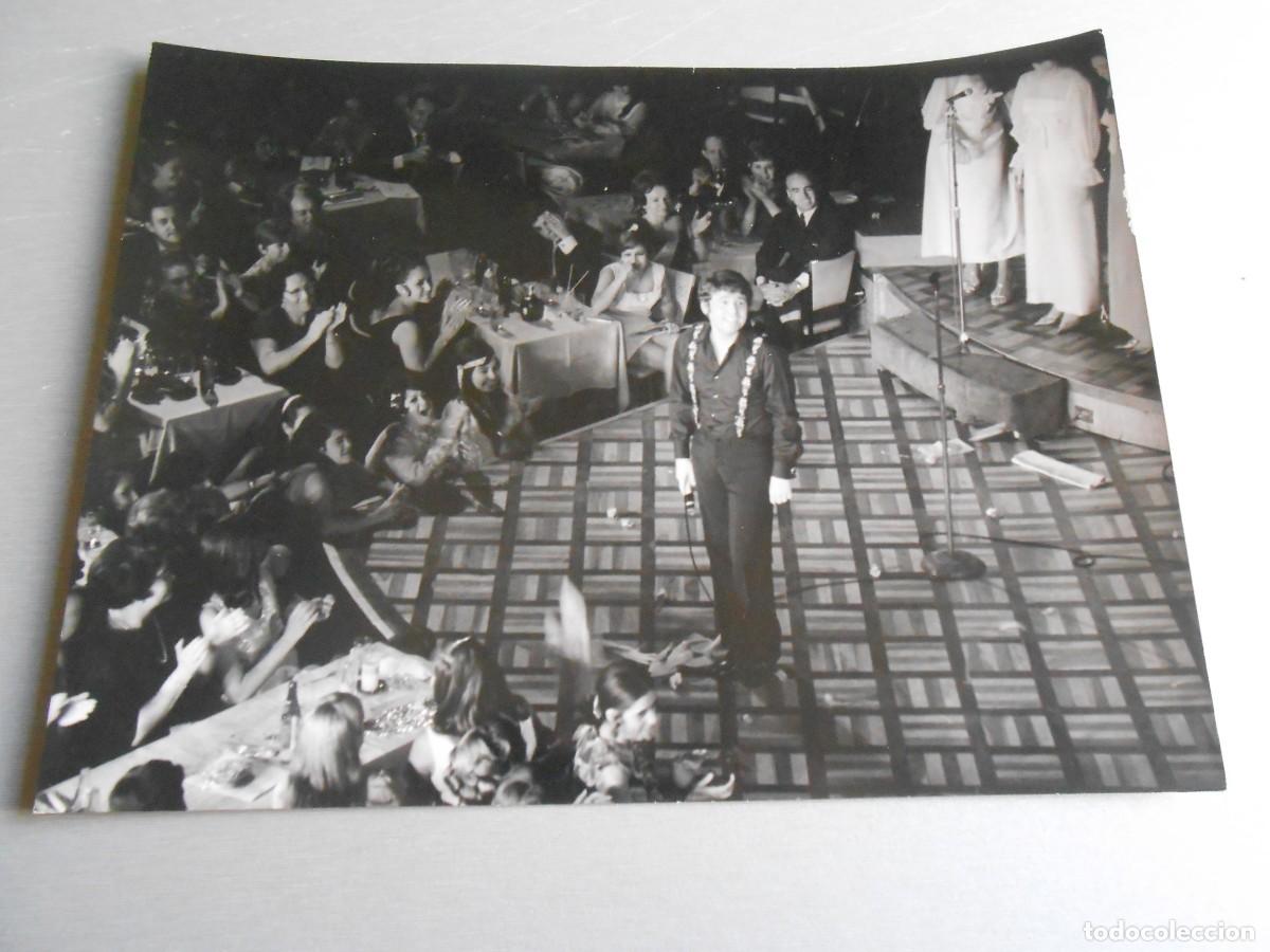 Fotos de Cantantes: FOTO de - RAPHAEL - de 24 x 18 cms