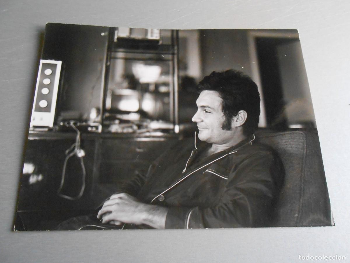 Fotos de Cantantes: FOTO de - BRUNO LOMAS - de 24 x 18 cms