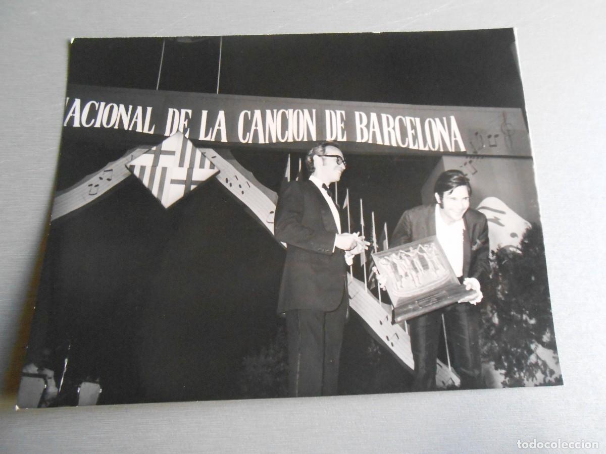 Fotos de Cantantes: FOTO de - BRUNO LOMAS - de 16 x 12,5 cms