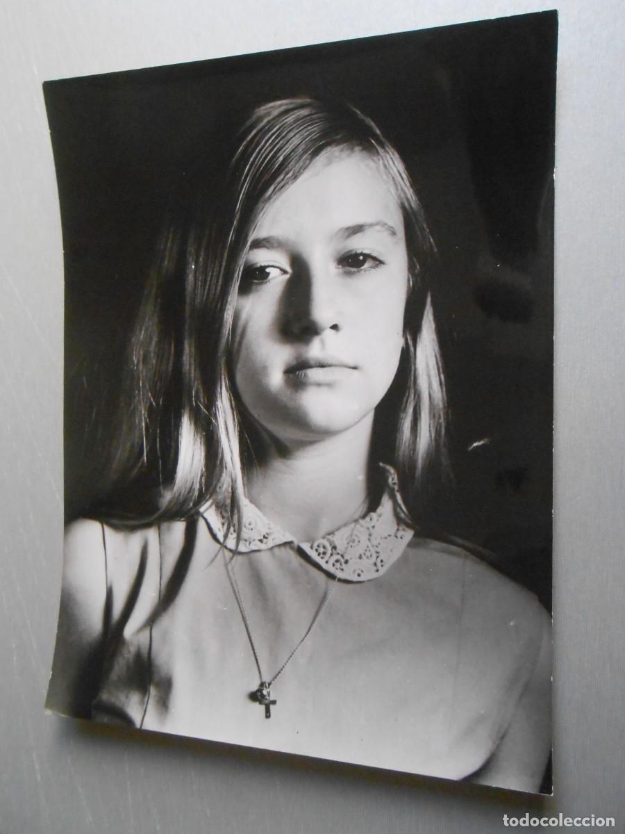 Fotos de Cantantes: FOTO de - ALICIA GRANADOS - de 18 x 24 cms