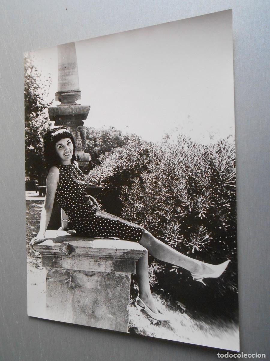 Fotos de Cantantes: FOTO de - FRANCISKA - de 18 x 24 cms