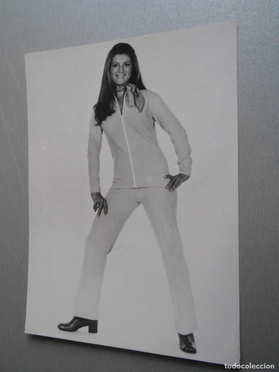 Fotos de Cantantes: FOTO de - SHEILA - de 13 x 18 cms