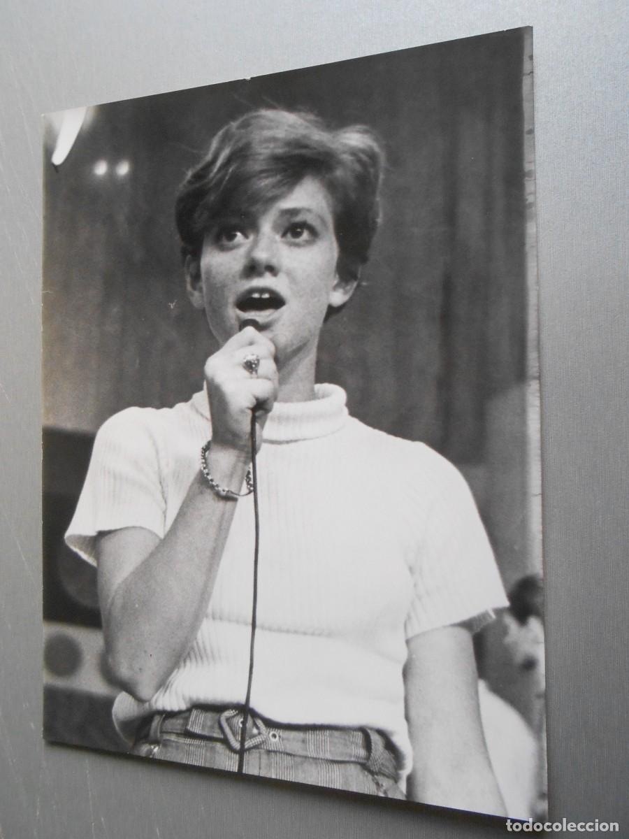 Fotos de Cantantes: FOTO de - RITA PAVONE - de 18 x 24 cms