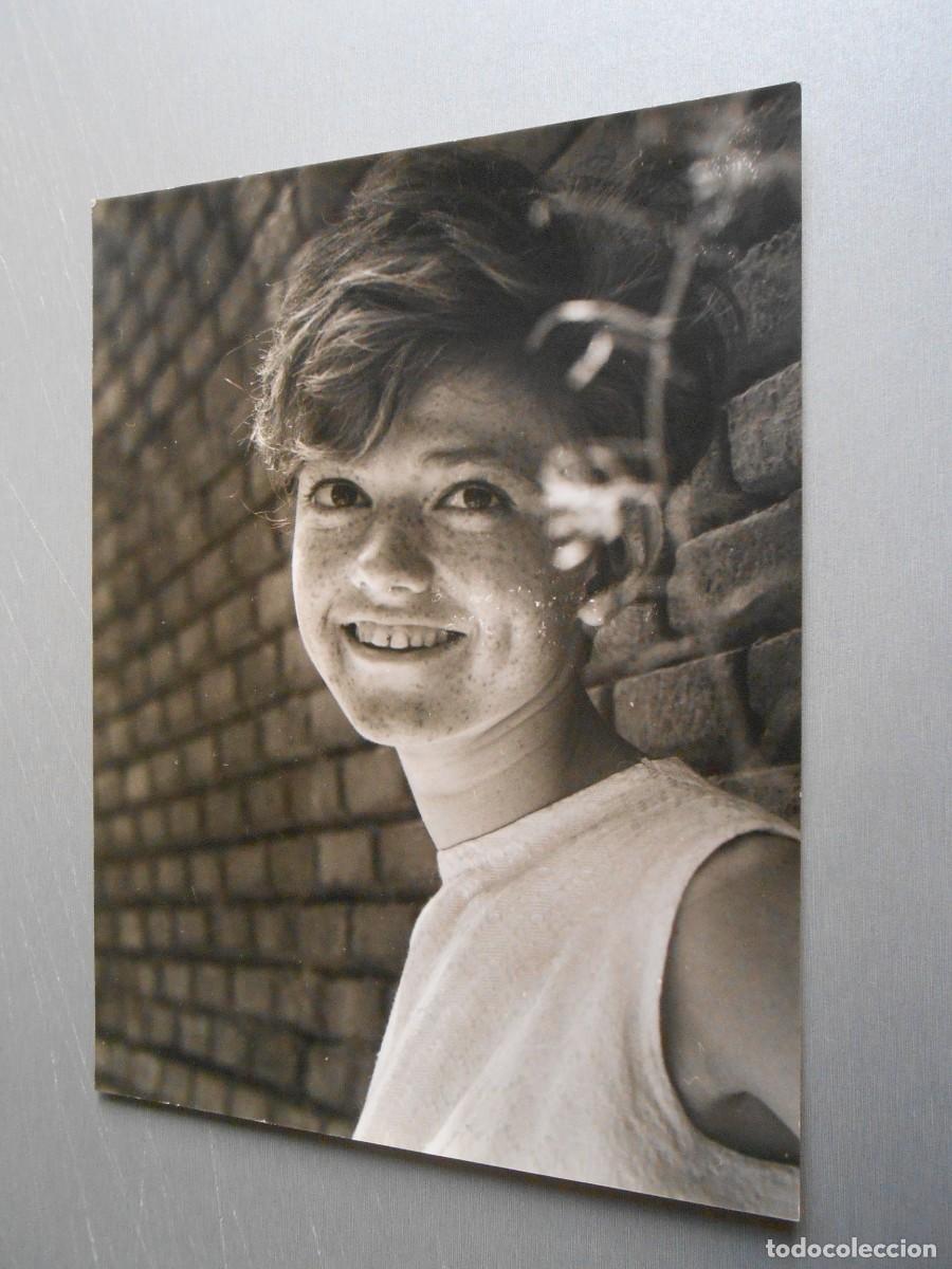 Fotos de Cantantes: FOTO de - RITA PAVONE - de 18 x 24 cms