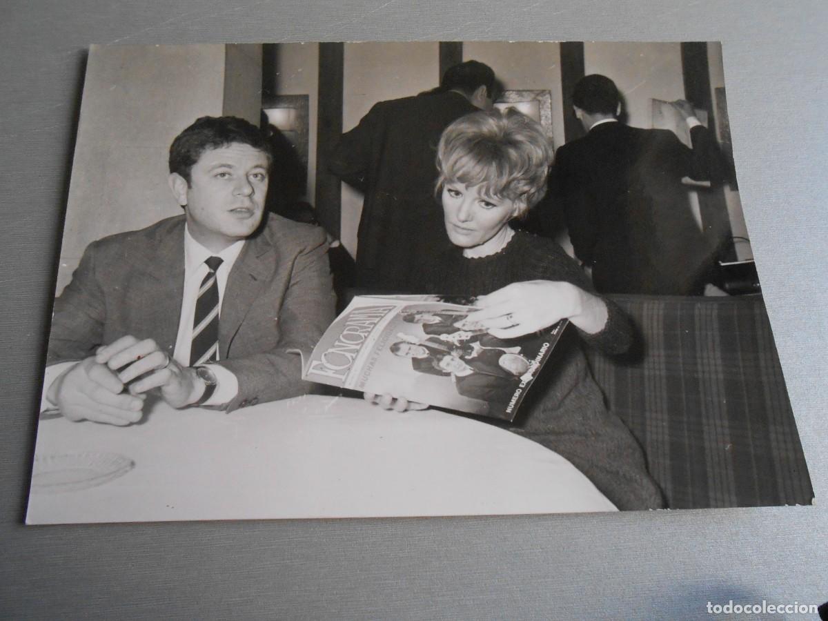Fotos de Cantantes: FOTO de - PETULA CLARK - de 18 x 13 cms