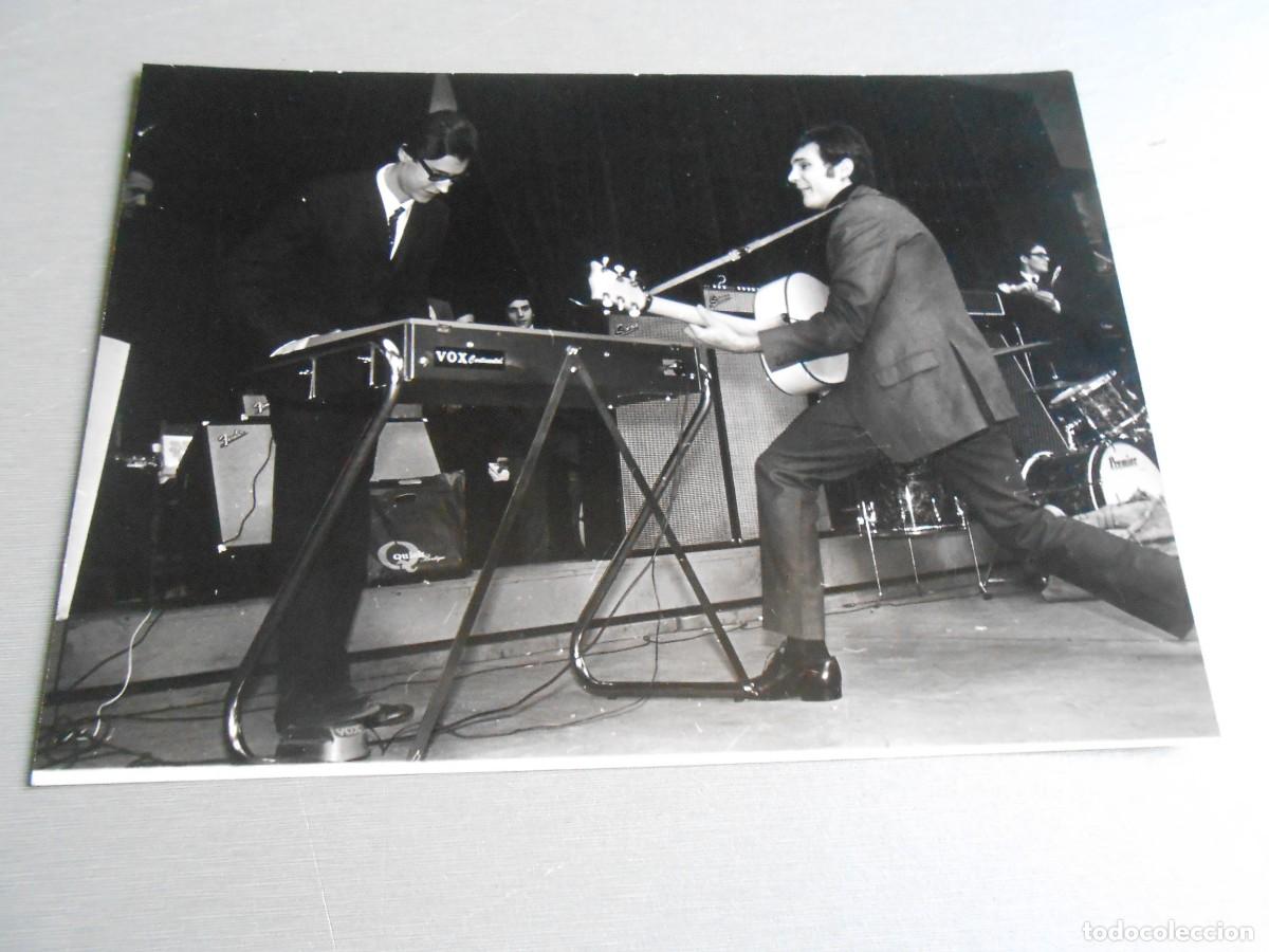 Fotos de Cantantes: FOTO de - BRUNO LOMAS - de 18 x 13 cms