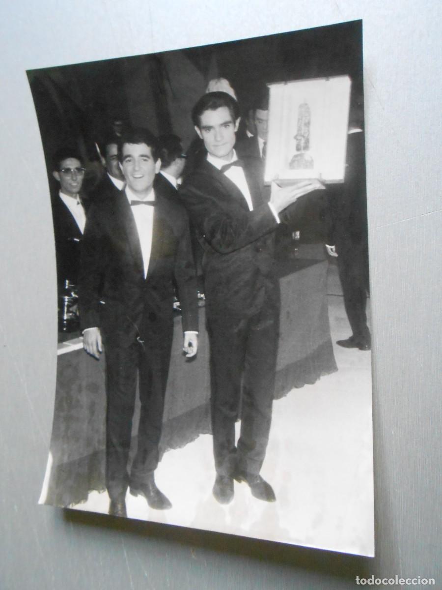 Fotos de Cantantes: FOTO de - DUO DINAMICO - de 13 x 18 cms -