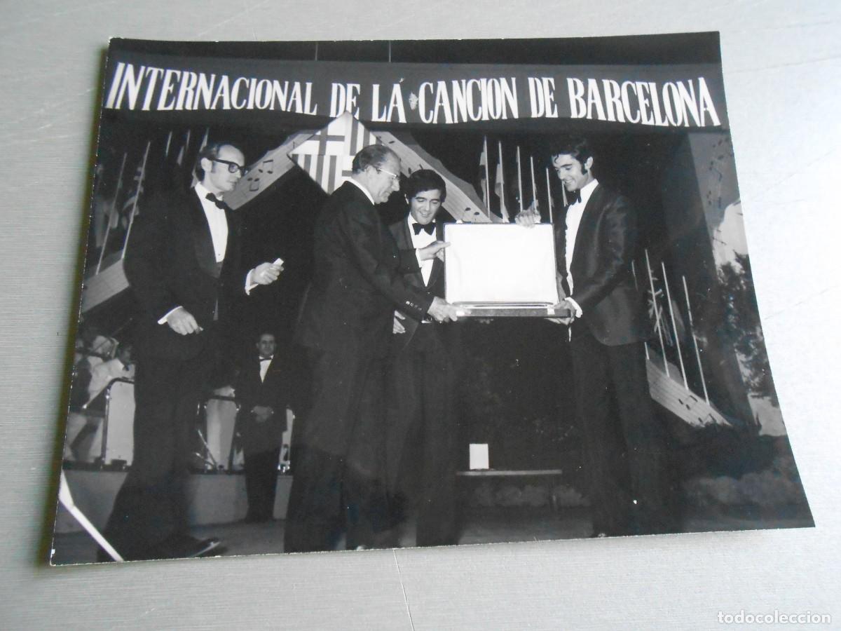 Fotos de Cantantes: FOTO de - DUO DINAMICO - de 16 x 12,5 cms -