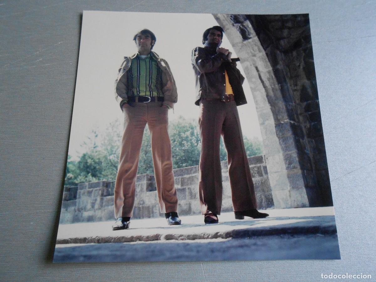 Fotos de Cantantes: FOTO de - DUO DINAMICO - de 13 x 13 cms - copia?